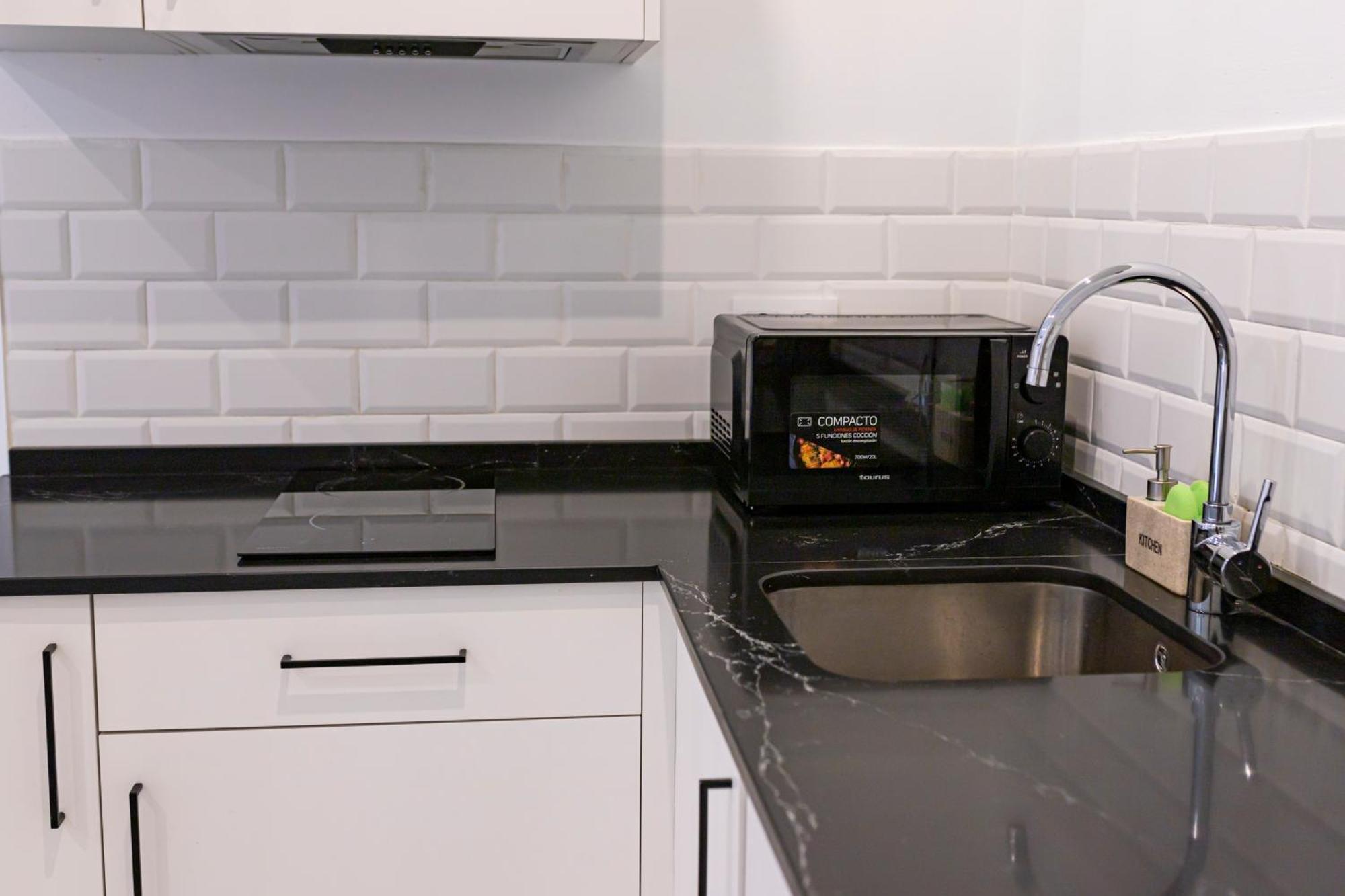 Resolana Suites Sevilla Eksteriør billede